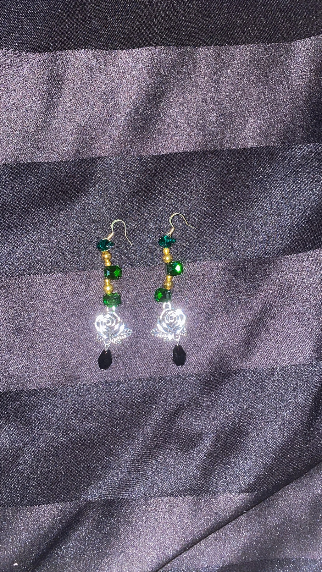 Emerald Rose Thorn Dangled Earrings